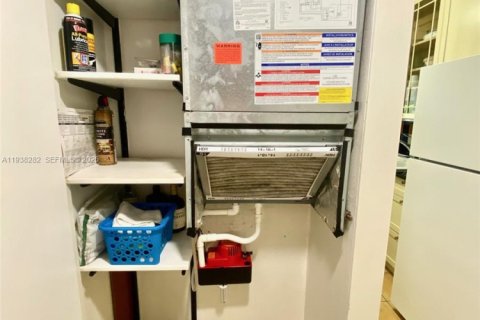 Купить кондоминиум в Санни-Айлс-Бич, Флорида 1 спальня, 67.35м2, № 2054638 - фото 10