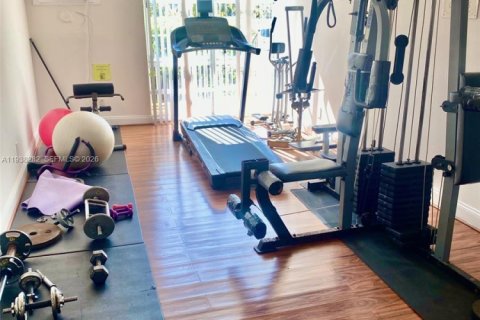 Купить кондоминиум в Санни-Айлс-Бич, Флорида 1 спальня, 67.35м2, № 2054638 - фото 28