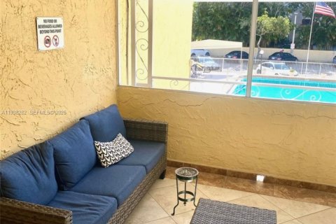 Купить кондоминиум в Санни-Айлс-Бич, Флорида 1 спальня, 67.35м2, № 2054638 - фото 23