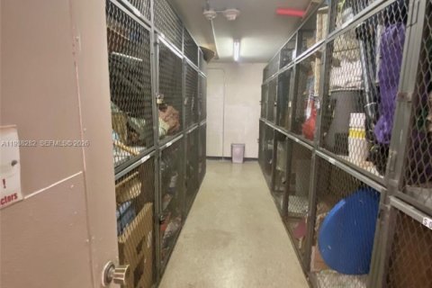 Купить кондоминиум в Санни-Айлс-Бич, Флорида 1 спальня, 67.35м2, № 2054638 - фото 29