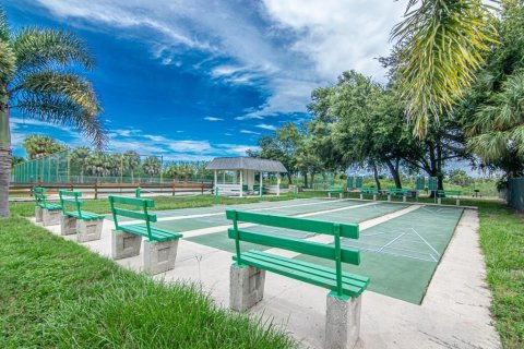 Condo in Saint Petersburg, Florida, 1 bedroom  № 1198310 - photo 30