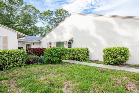 Condo in Saint Petersburg, Florida, 1 bedroom  № 1198310 - photo 3