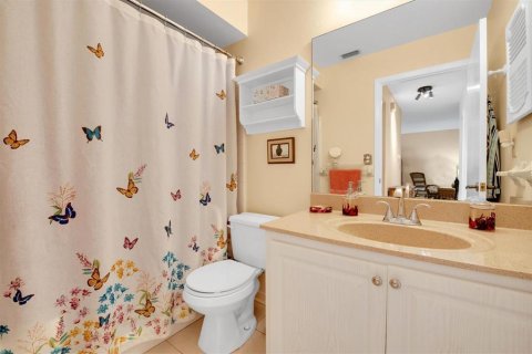 Condo in Saint Petersburg, Florida, 1 bedroom  № 1198310 - photo 20