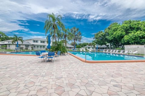 Condo in Saint Petersburg, Florida, 1 bedroom  № 1198310 - photo 29