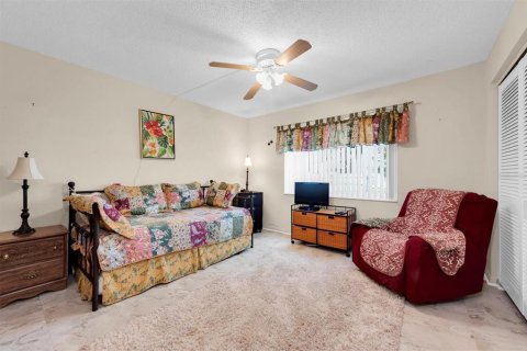 Condo in Saint Petersburg, Florida, 1 bedroom  № 1198310 - photo 19