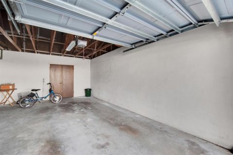Condo in Saint Petersburg, Florida, 1 bedroom  № 1198310 - photo 24