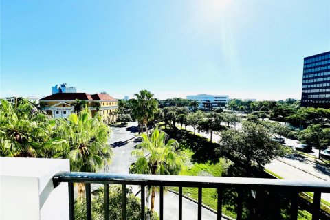Copropriété à louer à Fort Lauderdale, Floride: 3 chambres, 139.91 m2 № 1956622 - photo 13