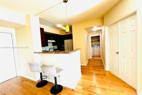 Copropriété à louer à Fort Lauderdale, Floride: 3 chambres, 139.91 m2 № 1956622 - photo 11