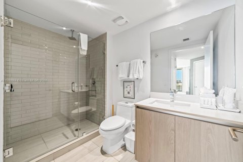 Снять в аренду кондоминиум в Холливуд, Флорида 2 спальни, 99.87м2, № 1958872 - фото 2