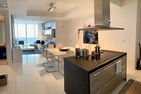 Снять в аренду кондоминиум в Санни-Айлс-Бич, Флорида 2 спальни, 149.94м2, № 1994971 - фото 26