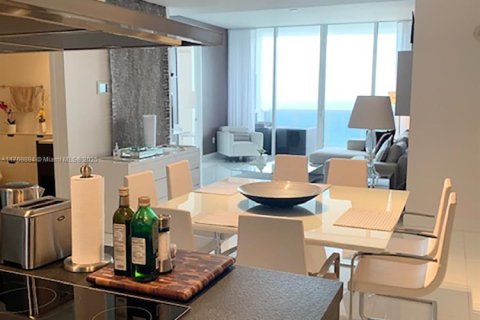 Снять в аренду кондоминиум в Санни-Айлс-Бич, Флорида 2 спальни, 149.94м2, № 1994971 - фото 27