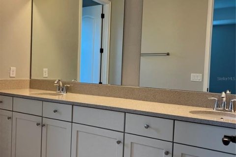 Townhouse in Orlando, Florida 2 bedrooms, 157.66 sq.m. № 1670705 - photo 17