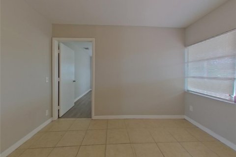 Casa en alquiler en Clearwater, Florida, 3 dormitorios, 147.06 m2 № 1913499 - foto 4