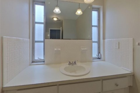 Casa en alquiler en Clearwater, Florida, 3 dormitorios, 147.06 m2 № 1913499 - foto 15