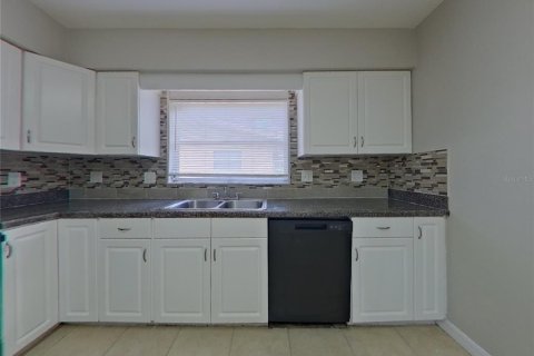 Casa en alquiler en Clearwater, Florida, 3 dormitorios, 147.06 m2 № 1913499 - foto 6
