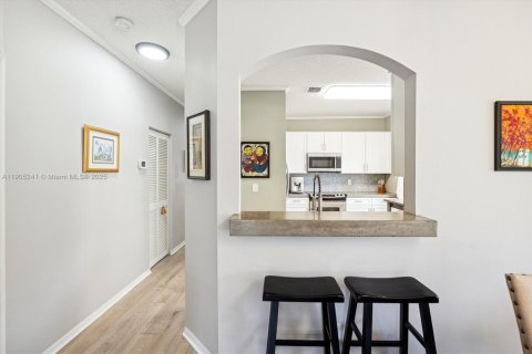 Villa ou maison à vendre à Deerfield Beach, Floride: 3 chambres, 138.89 m2 № 1955940 - photo 11