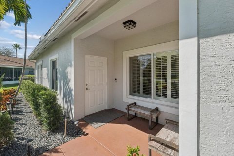 Villa ou maison à vendre à Deerfield Beach, Floride: 3 chambres, 138.89 m2 № 1955940 - photo 6