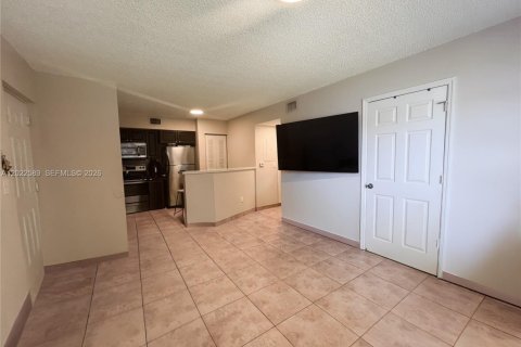 Condominio en venta en Hollywood, Florida, 2 dormitorios, 69.58 m2 № 2154881 - foto 7