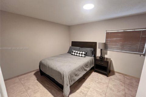 Condominio en venta en Hollywood, Florida, 2 dormitorios, 69.58 m2 № 2154881 - foto 9