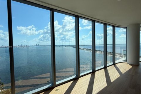 Condo in Miami, Florida, 5 bedrooms  № 2066140 - photo 9