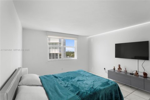 Condominio en venta en Miami Beach, Florida, 2 dormitorios, 111.2 m2 № 2000430 - foto 11