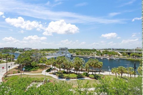 Copropriété à louer à Tampa, Floride: 2 chambres, 141.3 m2 № 1910195 - photo 24