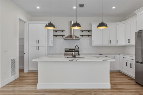 Villa ou maison à vendre à Tampa, Floride: 3 chambres, 210.33 m2 № 2432772 - photo 7