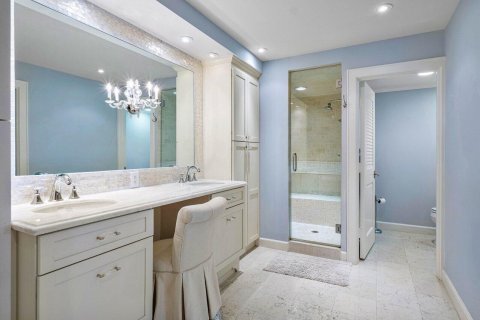 Condominio en venta en Stuart, Florida, 2 dormitorios, 223.43 m2 № 2177249 - foto 22