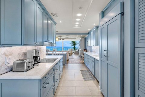 Condominio en venta en Stuart, Florida, 2 dormitorios, 223.43 m2 № 2177249 - foto 10