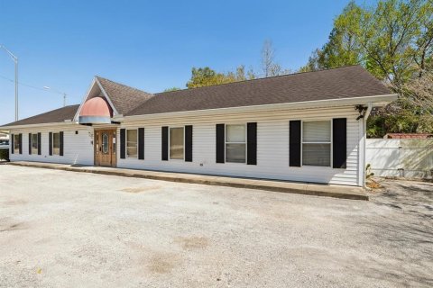 Commercial property in Clearwater, Florida 217.39 sq.m. № 1572877 - photo 11