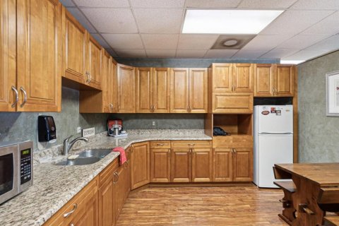 Commercial property in Clearwater, Florida 217.39 sq.m. № 1572877 - photo 27