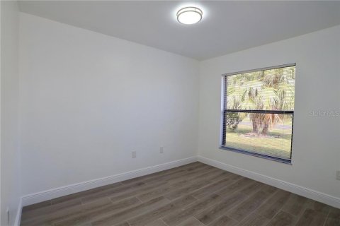 Casa en alquiler en Kissimmee, Florida, 3 dormitorios, 127.46 m2 № 2220582 - foto 13