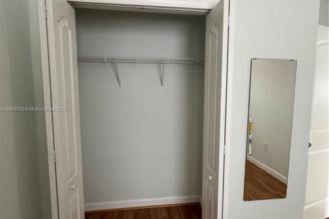 Apartment in Miramar, Florida 3 bedrooms, 134.24 sq.m. № 1896832 - photo 25