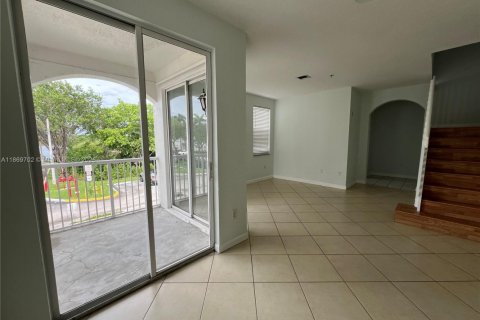 Apartment in Miramar, Florida 3 bedrooms, 134.24 sq.m. № 1896832 - photo 11