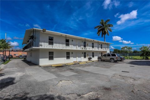 Commercial property in Homestead, Florida № 2064765 - photo 6