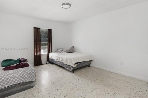 Commercial property in Homestead, Florida № 2064765 - photo 13