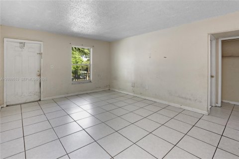 Commercial property in Homestead, Florida № 2064765 - photo 22
