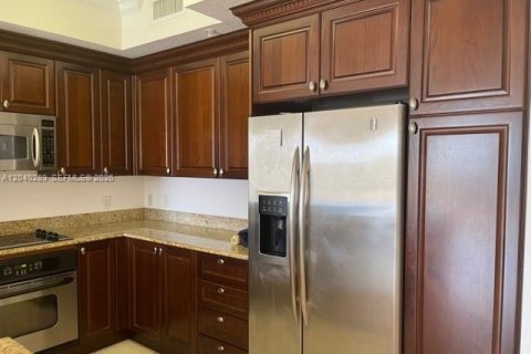Condo in Boynton Beach, Florida, 1 bedroom № 2145813 - photo 17