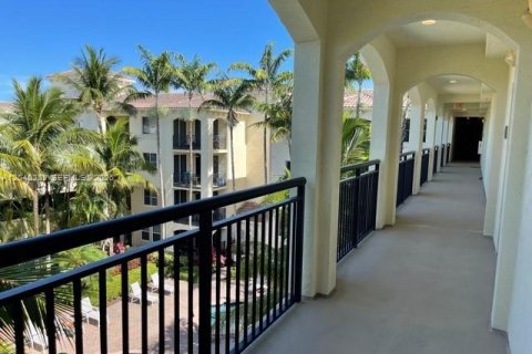 Condo in Boynton Beach, Florida, 1 bedroom № 2145813 - photo 2