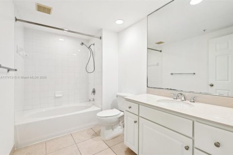 Купить кондоминиум в Майами, Флорида 2 спальни, 101.45м2, № 1936942 - фото 17