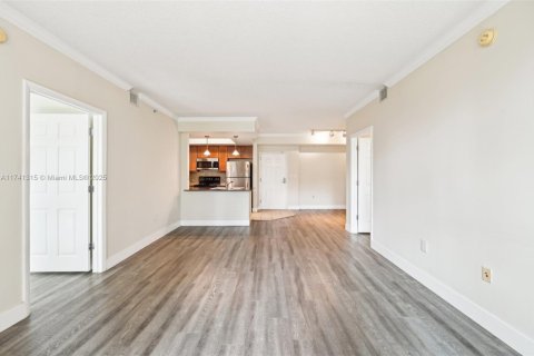 Купить кондоминиум в Майами, Флорида 2 спальни, 101.45м2, № 1936942 - фото 9