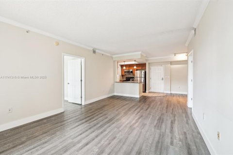 Купить кондоминиум в Майами, Флорида 2 спальни, 101.45м2, № 1936942 - фото 10