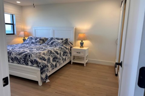 Condo in Jensen Beach, Florida, 2 bedrooms  № 2192739 - photo 14