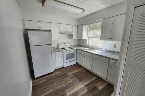 Appartement à louer à Tampa, Floride: 2 chambres, 77.29 m2 № 2419961 - photo 9