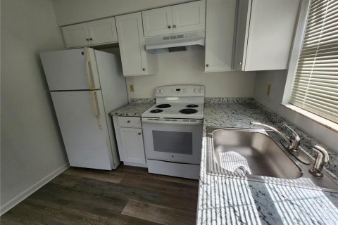Appartement à louer à Tampa, Floride: 2 chambres, 77.29 m2 № 2419961 - photo 10