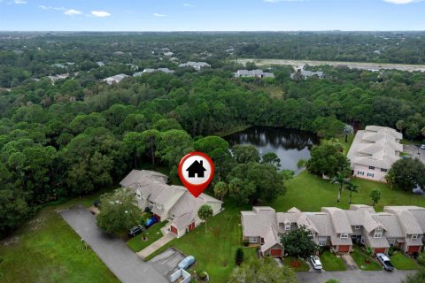 Townhouse in Vero Beach, Florida 2 bedrooms, 131.55 sq.m. № 2402438 - photo 28