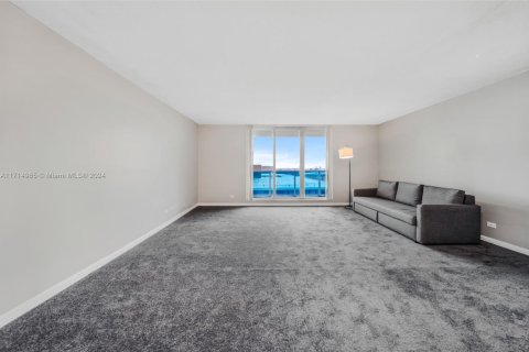 Condominio en venta en Miami Beach, Florida, 55.74 m2 № 2185109 - foto 17