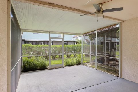 Снять в аренду таунхаус в Брэндон, Флорида 5 комнат, 148.18м2, № 2203988 - фото 21