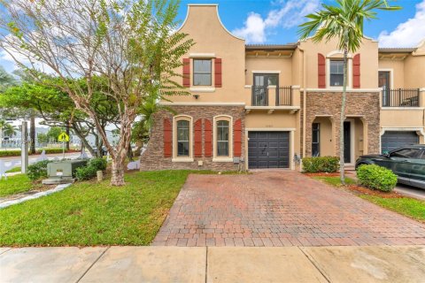 Townhouse in Homestead, Florida 4 bedrooms, 168.62 sq.m. № 2004122 - photo 30