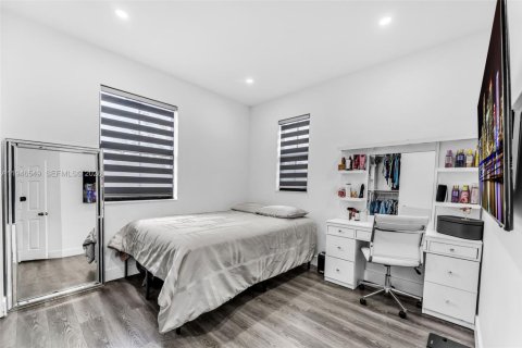 Townhouse in Homestead, Florida 4 bedrooms, 168.62 sq.m. № 2004122 - photo 22